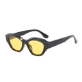 Lunettes de soleil œil de chat rétro avec monture noire, verres jaunes et branches ailées - Monture Noire Verres Jaunes