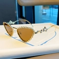 Cat-eye metal sunglasses with gold frame, crystal rhinestones and tea brown lenses - Transparent Tea