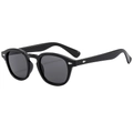 Gafas de sol retro negras redondas clásicas con elegantes remaches plateados - Montura Negra Lentes Gris Negro