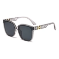 Occhiali da sole squadrati oversize con montatura grigia trasparente e dettaglio H oro - Montatura Grigia / Lenti Nero Grigio