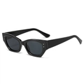 Occhiali da sole cat eye neri da donna con rivetti argentati e lenti scure - Montatura Nera Lenti Grigio Nero