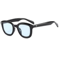 Lunettes de soleil rétro carrées avec monture noire et verres bleu clair translucides - Monture Noire Verres Bleus
