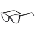 Eleganti occhiali cat-eye con design bicolore bianco e nero in vista laterale a 45 gradi - Montatura Bianco e Nero