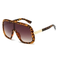 Retro oversized tortoiseshell sunglasses with gradient lenses and gold accents - Leopard Frame Coffee Lens
