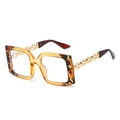 Fashionable tortoise shell square sunglasses with golden metal chain temples - Yellow Leopard Frame