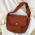 Karamel canvas schoudertas met metalen drukknop en verstelbare brede schouderband - Crossbody Tas Met Klep / Baksteenrood