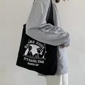 Zwarte canvas draagtas voor dames met witte grafische print gedragen als casual schoudertas - Tanktop stijl / Zwart Vest Stijl