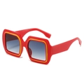 Occhiali da sole quadrati oversize rossi e gialli con lenti sfumate blu - Montatura Rosso Gialla Lenti Grigie