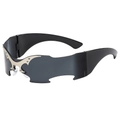 Lunettes de soleil Y2K punk sans monture avec ailes de chauve-souris et décorations flamme - Monture Noire Verres Noir Gris