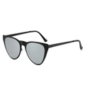 Chic retro cat eye sunglasses with black metal frame and silver mirror lenses - Black Frame Silver Lens