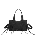 Schicke schwarze Fransentasche mit Metallnieten und Quasten im Retro Punk-Stil - Schwarz
