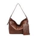 Sac hobo vintage marron foncé et pochette avec clous argentés et similicuir souple - Marron