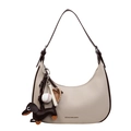 Beige Hobo-Tasche aus Leder mit Dackel-Anhänger und dekorativen Baseball-Anhängern - Mit Anhänger / Gebrochenes Weiß