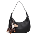 Schwarze Ledertasche mit Litschi-Muster, Sport-Anhängern und verstellbarem Schultergurt - Mit Anhänger / Schwarz
