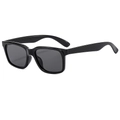 Occhiali da sole squadrati classici nero lucido con lenti grigie scure in stile sobrio - Montatura Nera Lenti Grigio Nero