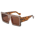 Stylish square oversized sunglasses with leopard print frame and sparkling gold glitter - Leopard Frame / Tea Lens