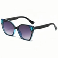 Occhiali da sole cat-eye oversize con montatura blu-nero e lenti viola sfumate - Montatura Nero Blu Lenti Grigio Sfumato