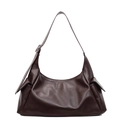 Borsa hobo minimalista marrone scuro in pelle con tasche laterali a patta funzionali - caffè