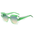 Occhiali da sole cat eye poligonali con montatura verde testurizzata e lenti sfumate - Montatura Verde Lenti Verde Giallo