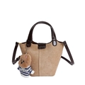 Sac seau rétro en daim marron avec poignées foncées et charm de chien en peluche - Avec Pendentif / Kaki / Sac Cabas Ondulé En Daim Kaki/cuir Dépoli Avec Un Charm En Forme De Chiot En Peluche.