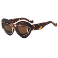 Lunettes de soleil œil de chat écaillées avec bordure en métal doré et verres bruns - Monture Écaille