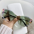 Lunettes de soleil œil de chat sans monture avec verres vert clair et bordure strass - Monture Dorée Double Verre Vert