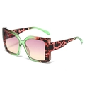 Square sunglasses with transparent green top, tortoise bottom, and gradient lenses - Green Red Leopard Frame Purple Tea Lens