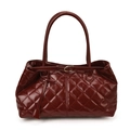 Quilted tote bag in deep burgundy glossy leather with gold buckle detail and double handles - Red