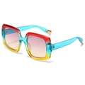 Occhiali da sole quadrati oversize con montatura arcobaleno e lenti viola sfumate - Montatura Sfumata Rosso-Arancio-Blu (Lenti Viola)