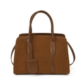 Braune matte Boston-Handtasche aus Wildleder mit Glattleder-Akzenten und Umhängegurt - Braun