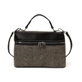 Moderne schwarze Patchwork-Handtasche mit Fischgrätmuster und elegantem Tragegriff - Schwarz / Groß