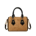Bolso Boston acolchado marrón con detalles de charol negro y herrajes dorados - Marrón