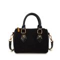 Bolso acolchado retro de ante negro con costuras de diamante y herrajes de metal dorado - Negro