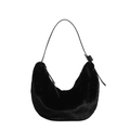 Sac hobo croissant en fausse fourrure noire avec bandoulière réglable en cuir - Noir