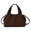 Sac nuage en daim marron foncé avec cordon en cuir souple et anneau métallique doré - Marron