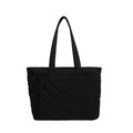 Borsa tote nera trapuntata minimalista con cuciture a diamante e nylon lucido - Nero