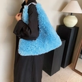 Fashionable sky blue plush tote bag with a soft faux fur design and large capacity for women - Blue
