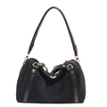 Détail du sac Boston en daim noir avec logo nœud doré et finitions métalliques polies - Noir / Grand