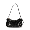 Glänzende schwarze Schultertasche mit silbernen Nieten und Reißverschlüssen im Punk-Stil - Schwarz