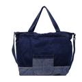 Borsa tote in denim bicolore con patchwork blu scuro e azzurro e tracolla regolabile - Blu scuro