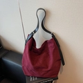 Minimalist large capacity burgundy suede tote bag with adjustable black leather shoulder strap - Burgundy