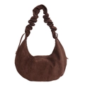 Borsa a mezzaluna marrone caffè con manico a scrunchie increspato e finitura opaca - Marrone