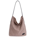 Bolso hobo grande de lona en color caqui oscuro con correa negra fina para el hombro - Caqui