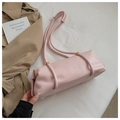 Pink textured leather baguette bag with dual thin straps and golden metal hardware details - Standard Type / Pink