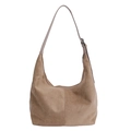 Borsa hobo in camoscio marrone con tracolla regolabile e dettaglio cucitura centrale - Cachi