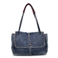Bolso tote de mezclilla azul con asas de cuero burdeos y cierre de metal plateado - Azul claro
