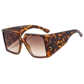 Fashionable tortoise shell square sunglasses with wide temples and brown gradient lenses - Demi Frame Gradient Tea Lens