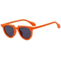 Occhiali da sole cat-eye vintage arancioni con lenti scure e vista a 45 gradi - Arancione Lenti Grigie C04