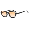 Lunettes de soleil rétro avec monture noire épaisse et verres dégradés orange en vue latérale - Monture Noire Verres Dégradé Orange