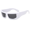 Lunettes de soleil blanches à monture épaisse et verres foncés de style Y2K - Blanc
